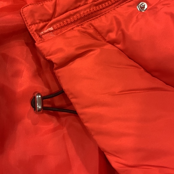 Puffer with Chevron Quilt - Picture 9 of 9